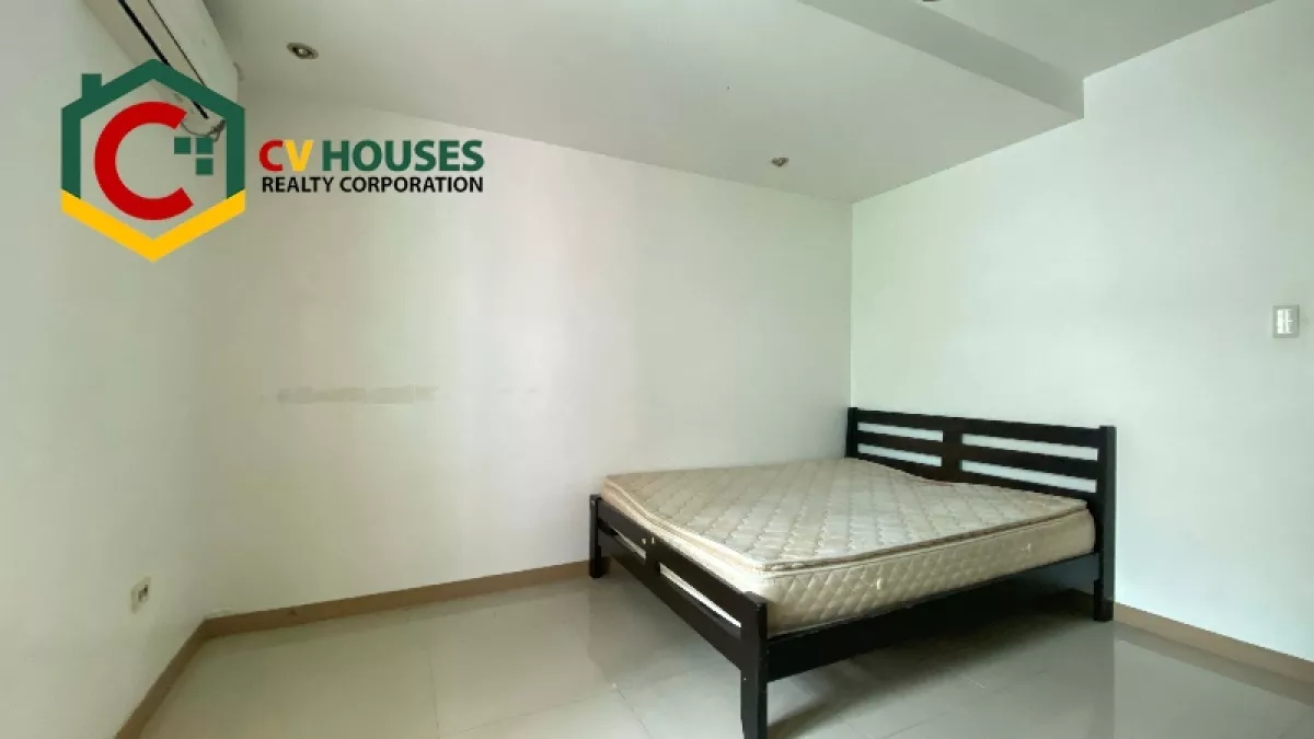 "Fully Furnished 4 Bedroom Condominium unit for Rent in Clark, Pampanga"05