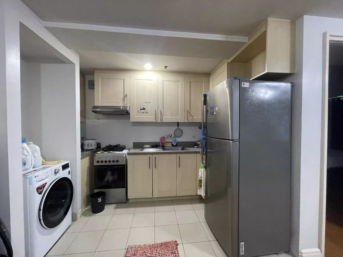 1 Bedroom unit in One Rockwell East Tower for lease04