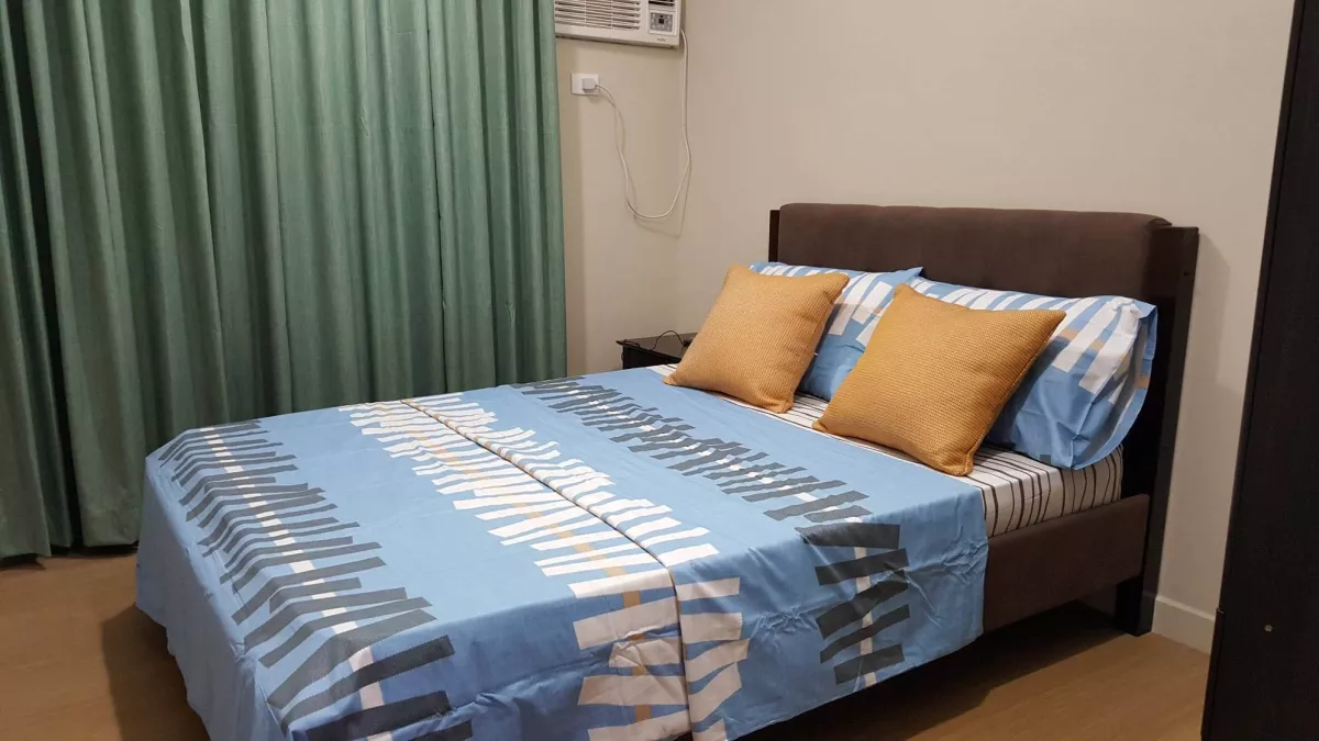 "For Lease 1-Bedroom Furnished Unit near RCBC PLAZA, Makati City"06