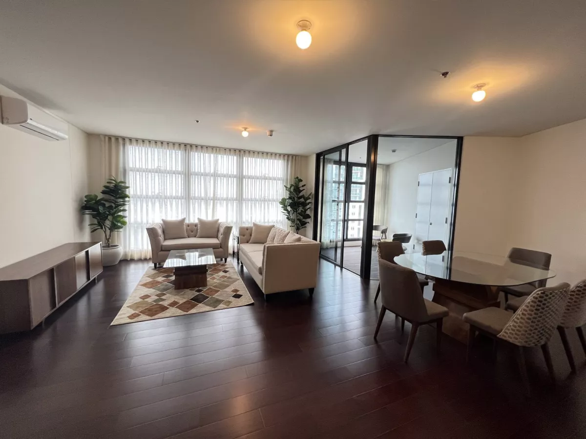 "Cozy 2 Bedroom Unit For Rent Garden Tower, Makati"01