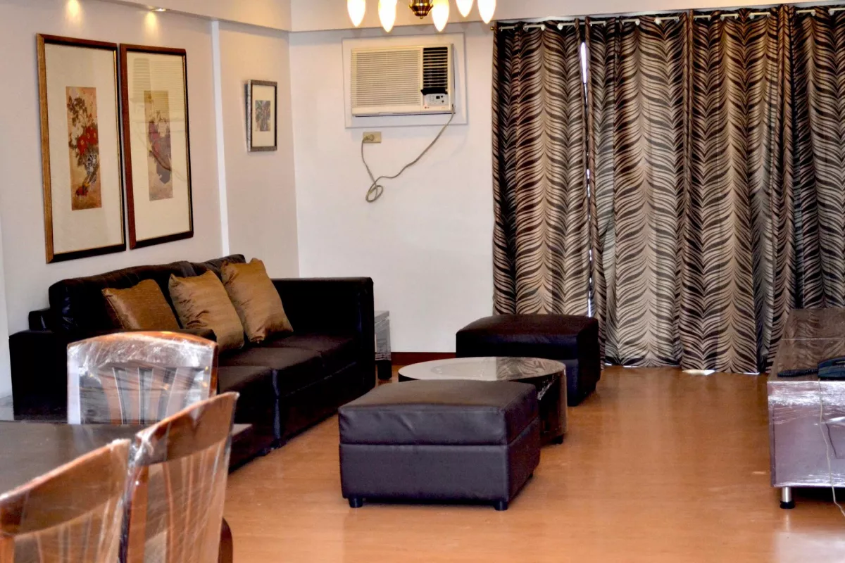 "For Lease: Furnished 3BR Unit in Elizabeth Place Condominium, Makati"06