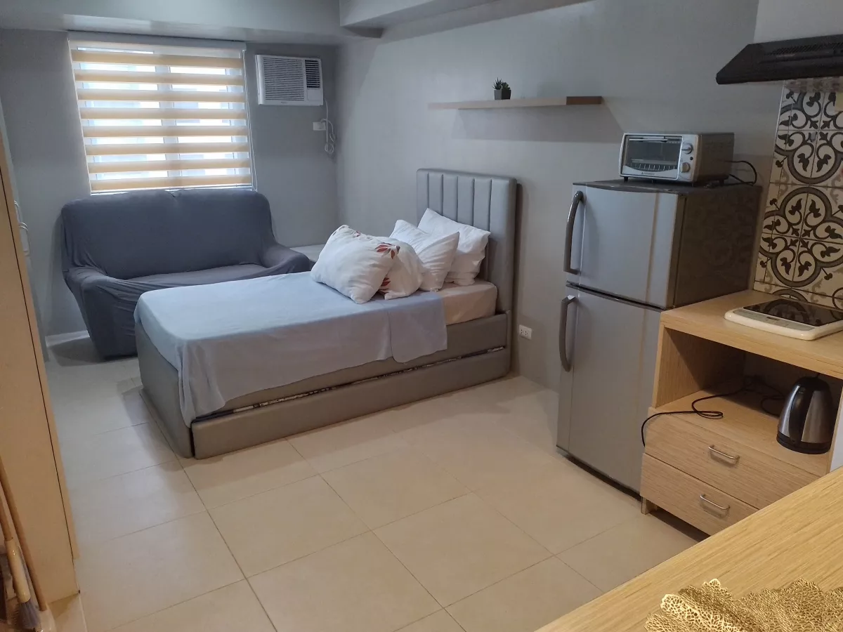 "Studio For Rent at Cebu IT Park, Cebu City with Fast Wi-Fi | Avida Riala Condo"05