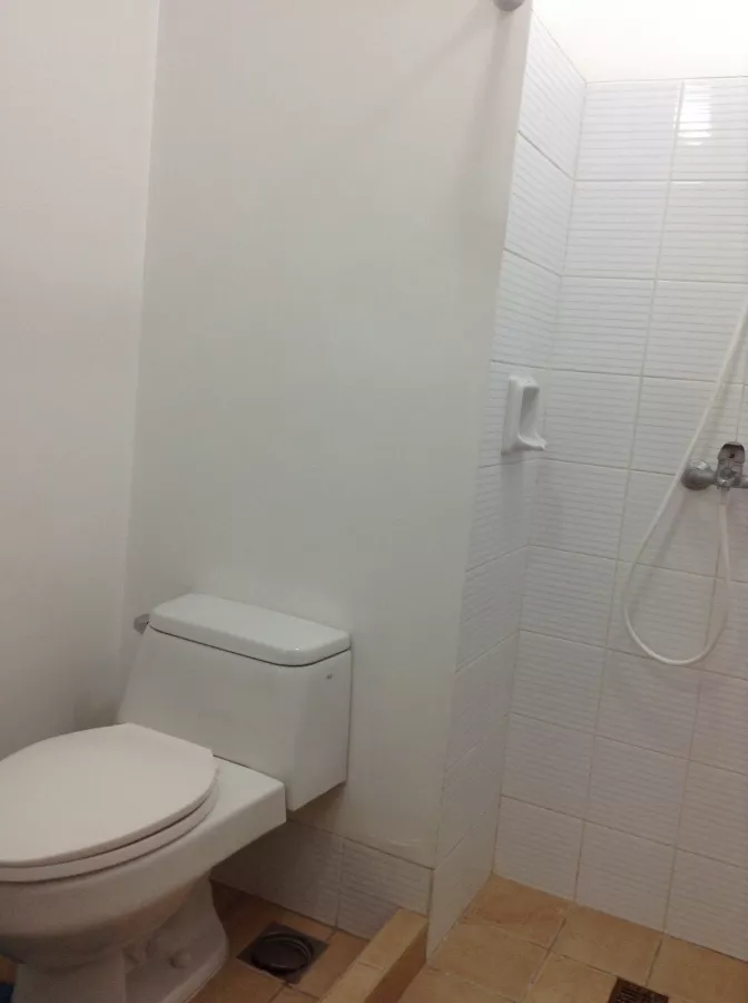 "1 bedroom For Rent at Quezon City, Metro Manila in The Capital Towers"04