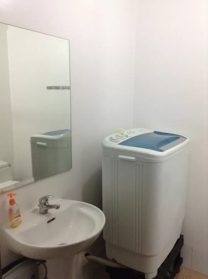 "1 bedroom For Rent at Quezon City, Metro Manila in The Capital Towers"09