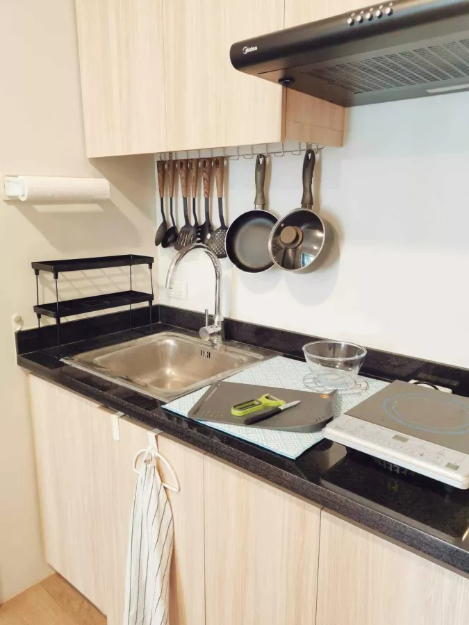 FOR RENT Studio Unit Condominium across Ayala Mall in Cebu Business Park Cebu06