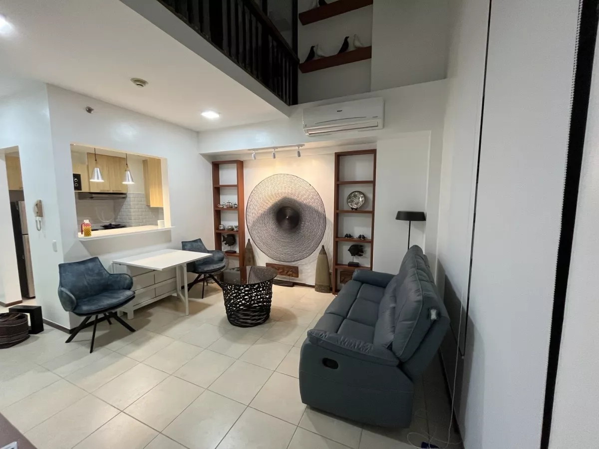 Elegant 1BR loft type in Dolce at Two Serendra03