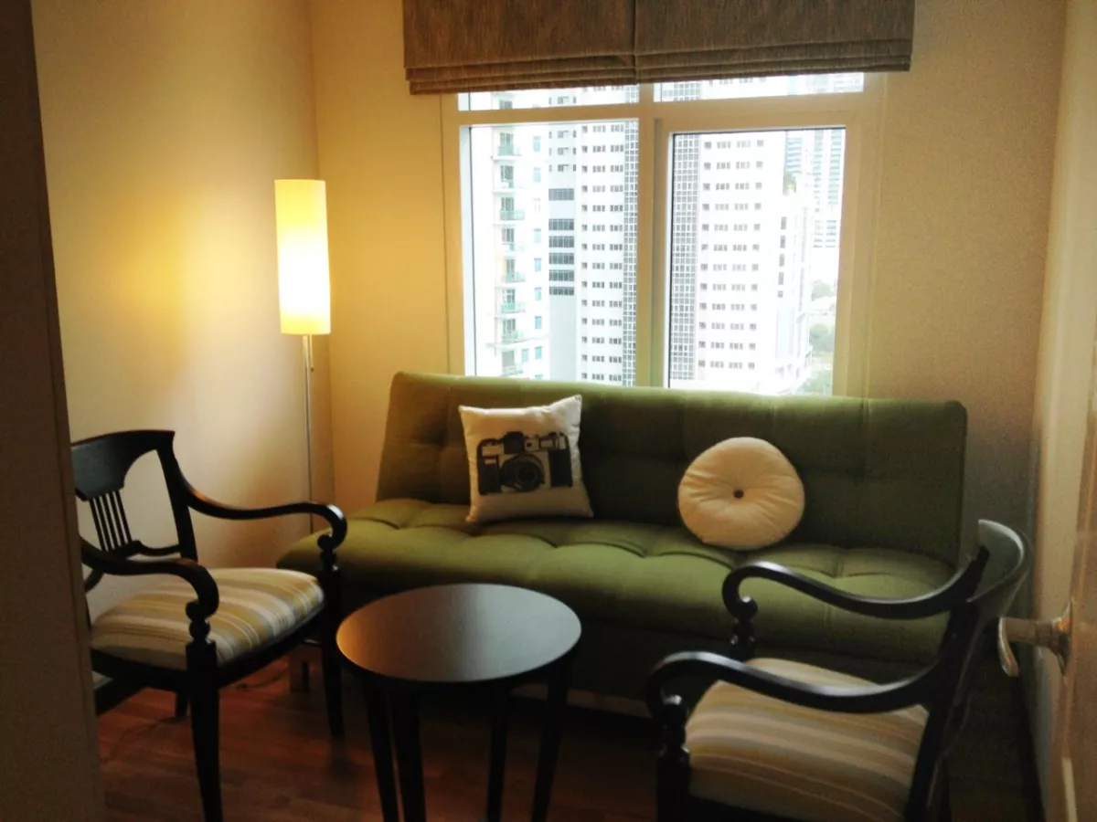 "Fully Furnished 3 Bedroom Unit For Lease in Serendra, Mckinley Parkway, Taguig"04