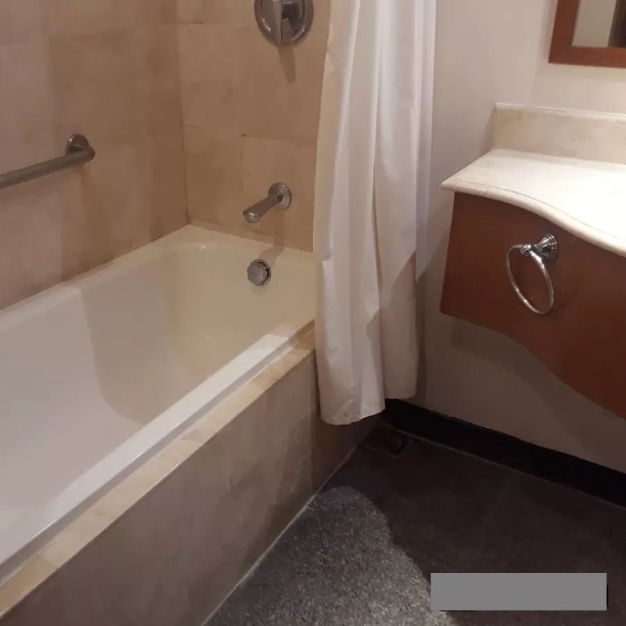 "Condotel Unit with Parking Slot in Filinvest City, Muntinlupa"04