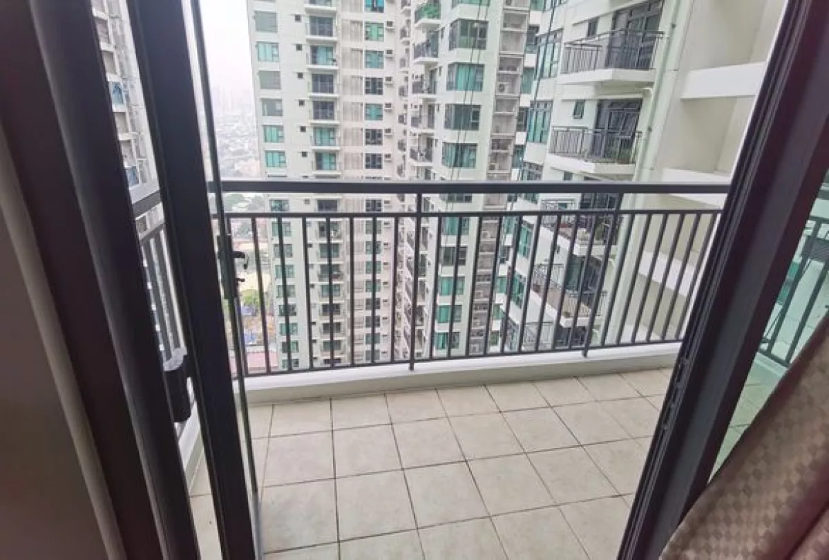 "For Lease 2 Bedroom Condominium unit in Solstice at Circuit, Makati"06