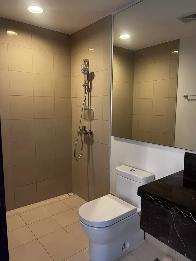 "2 Bedroom Condo Unit with Sun Room at Arbor Lanes, ARCA South, Taguig City"03