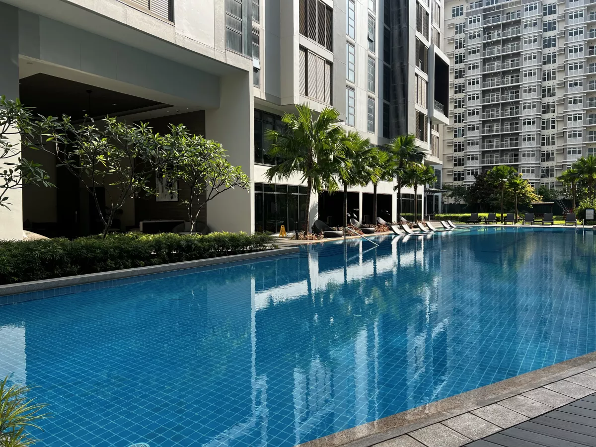 "2 Bedroom Condo Unit with Sun Room at Arbor Lanes, ARCA South, Taguig City"06