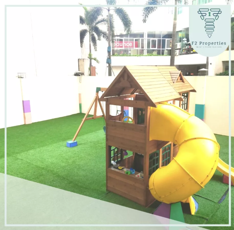 "3 Bedroom Unit for Rent in Penhurst Park Place, BGC, Taguig City"02