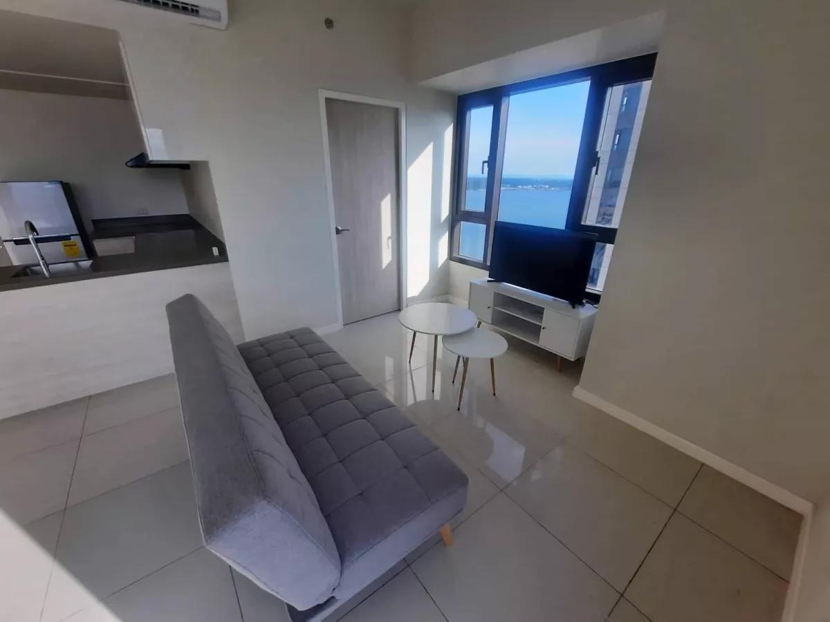 Seaview | 1 Bedroom Condo for Rent Cebu Mandani Bay Mandaue City08