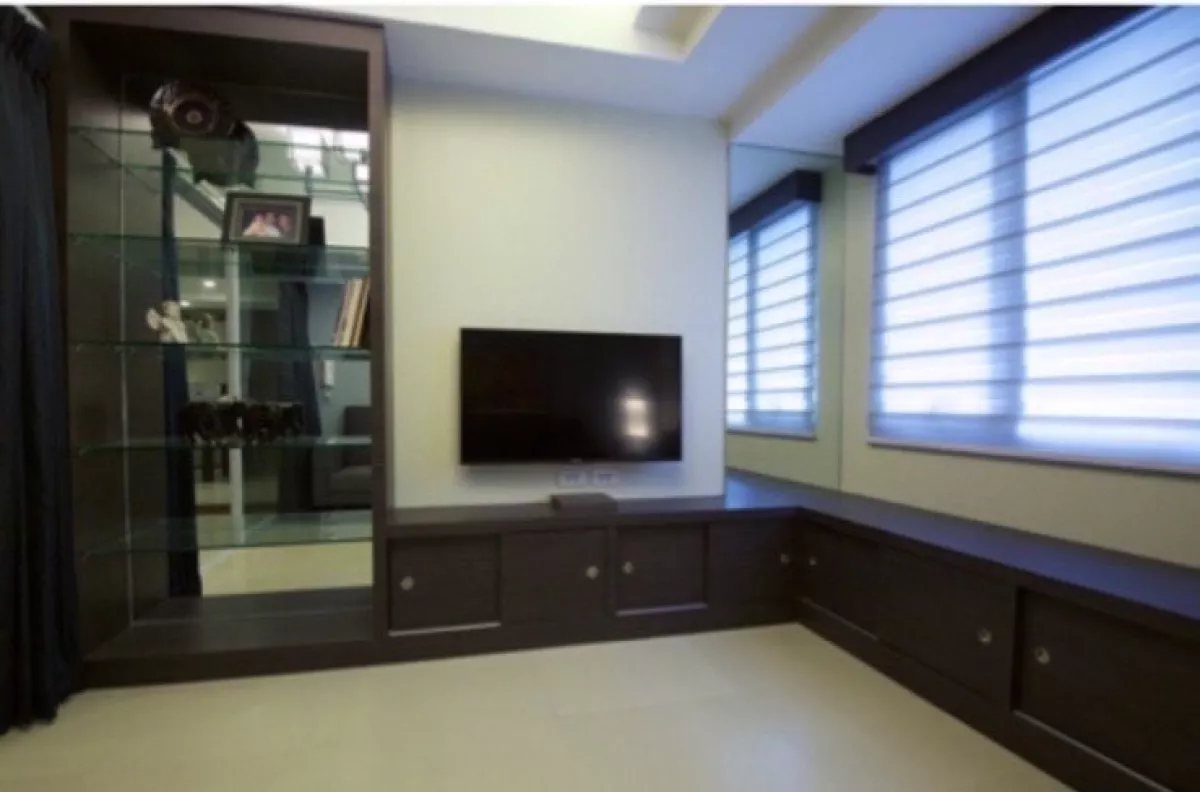 "1 Big Bedroom Condo Unit For Rent-Lerato Tower 1 Near Ayala Ave. BelAir, Makati"02