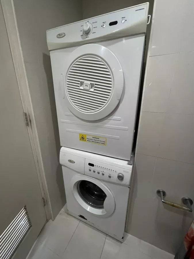 "Executive Studio for lease at Greenbelt Excelsior, Makati City"07