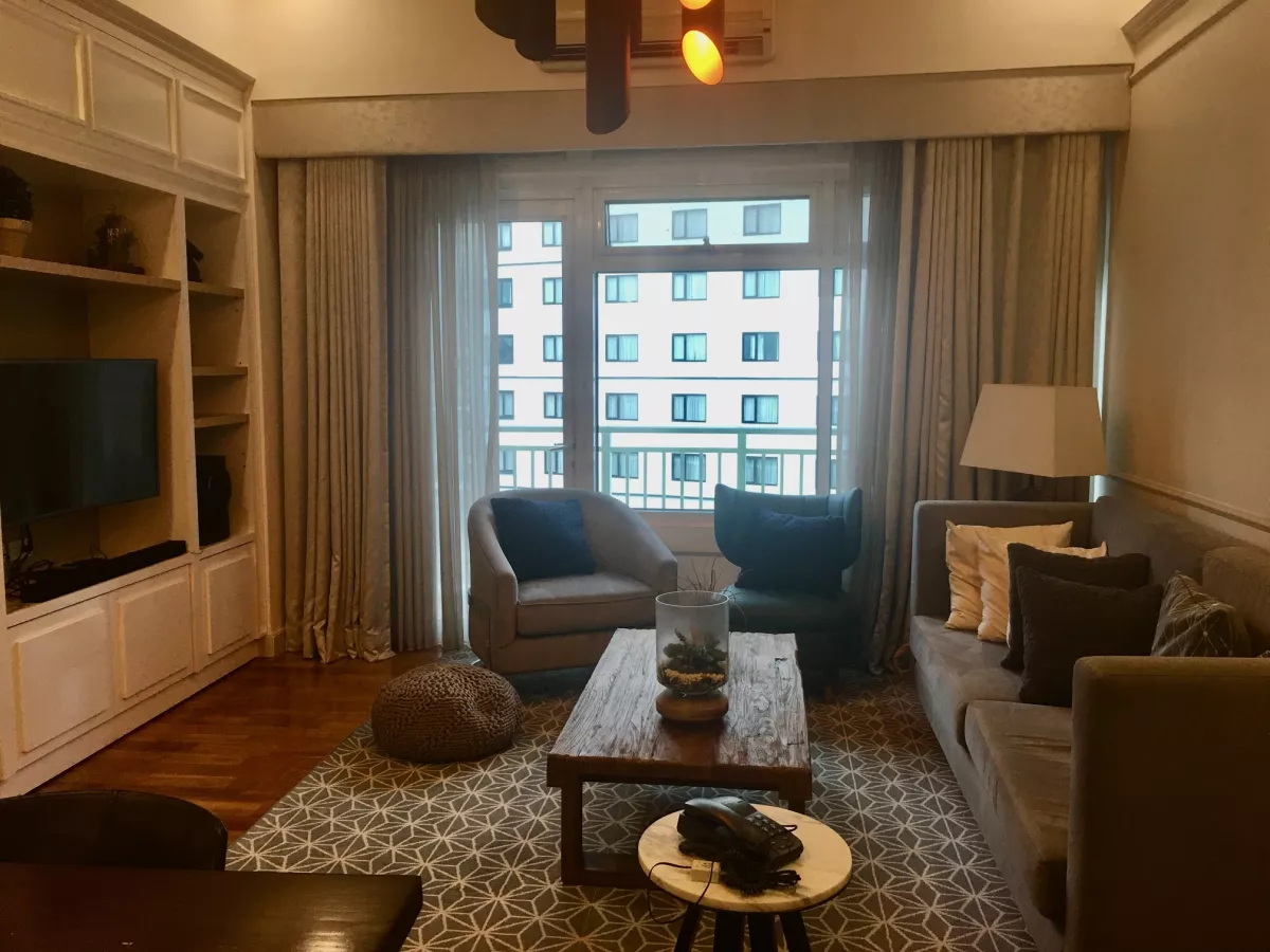 1BR Fully Furnished One Serendra Palm Tower For Lease in BGC Taguig City02