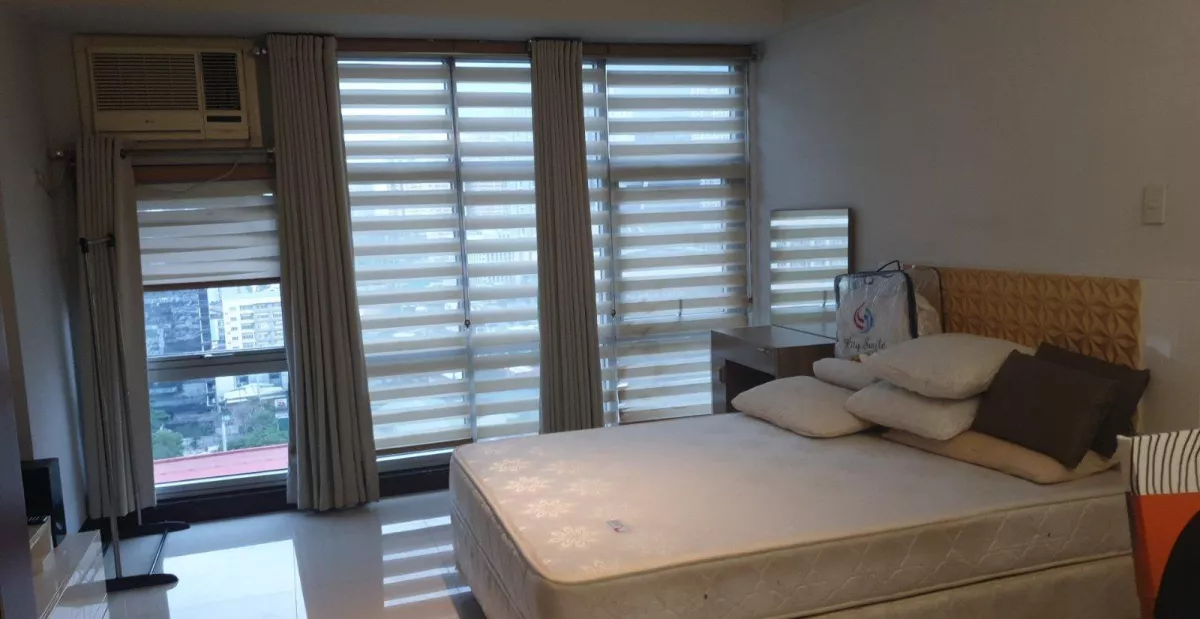 Fully furnished studio unit at Greenbelt Madison03