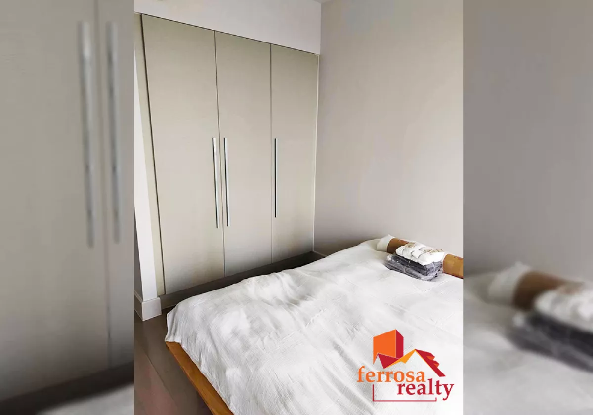 For Rent Semi-Furnished 1 Bedroom Unit in Proscenium Residences at Rockwell03