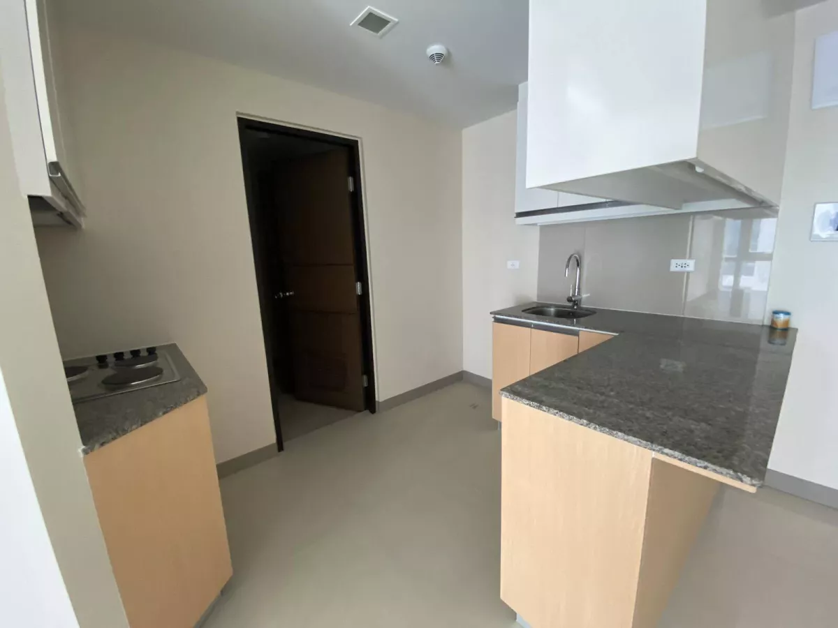 For Rent 2 Bedroom Condo in Eastwood Global Plaza Luxury Residences Libis QC03
