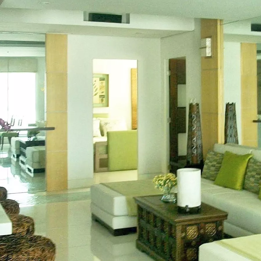 "Kensington Place BGC: 2BR  113m2, Facing Makati skyline, 1 parking"03