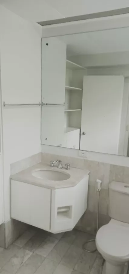 One Salcedo Place Makati 2BR 2T&B & 1 Parking09