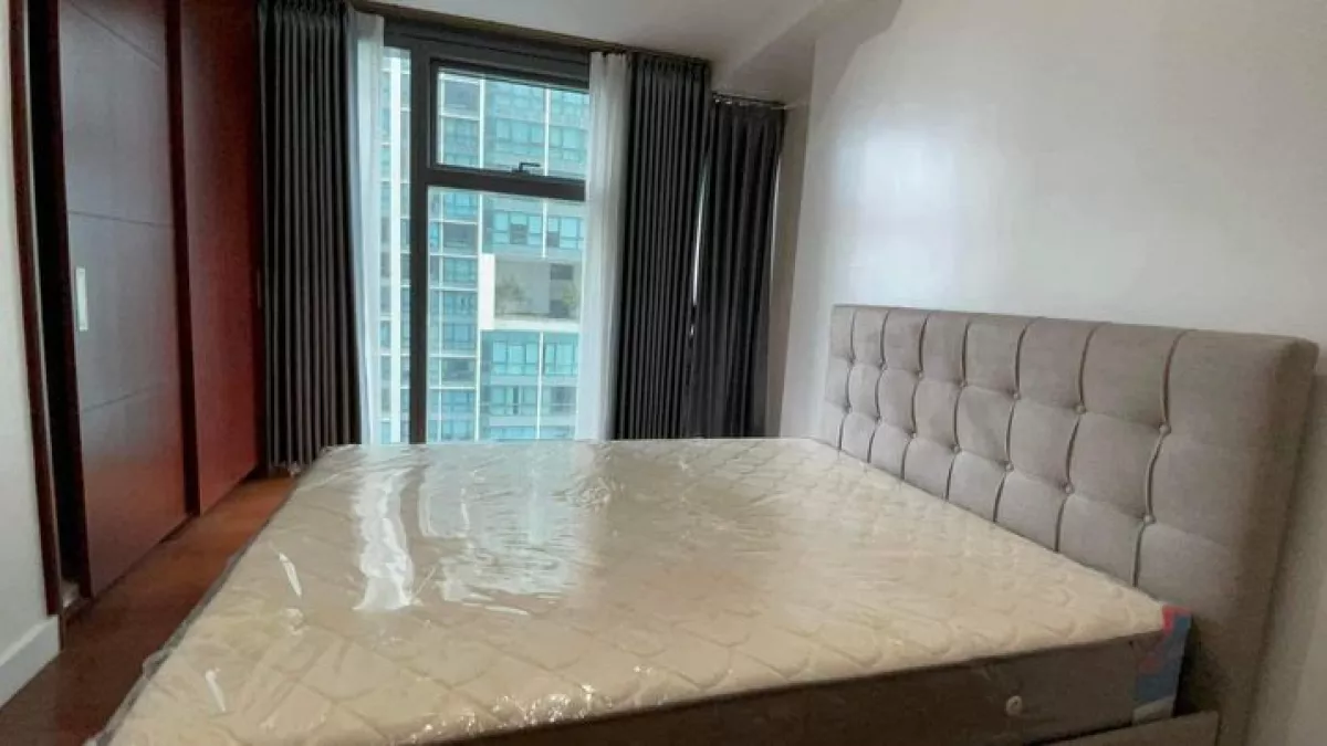 "3 Bedroom Condominium unit for rent in Grand Hyatt BGC, Taguig City"03