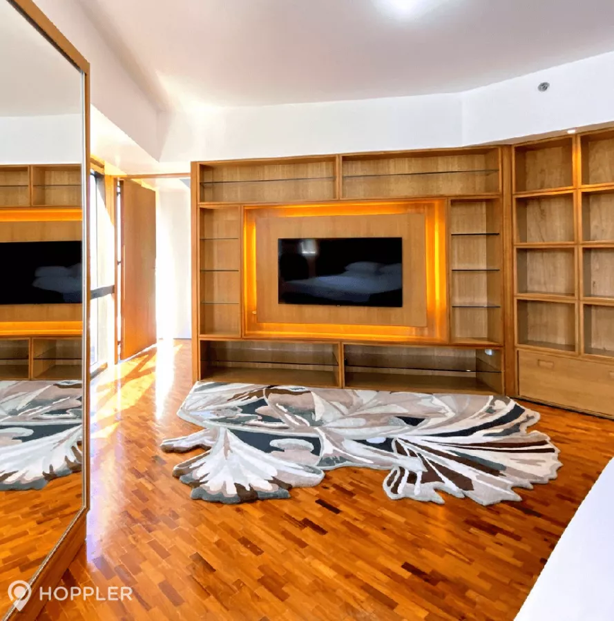 "3BR Condo for Rent in The Ritz Towers, Urdaneta Village, Makati - RR3054481"03
