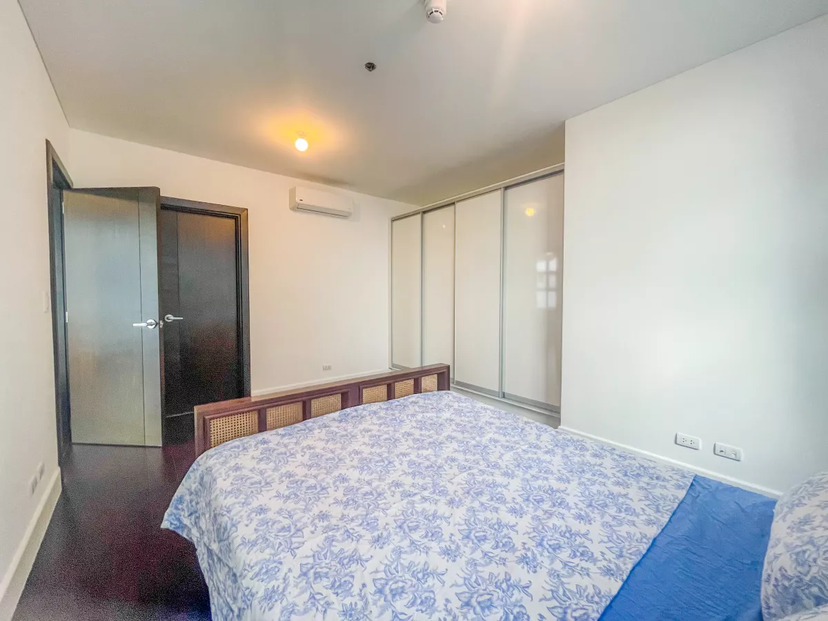 For Rent Beautifully Furnished 1 Bedroom with Balcony in Garden Towers06