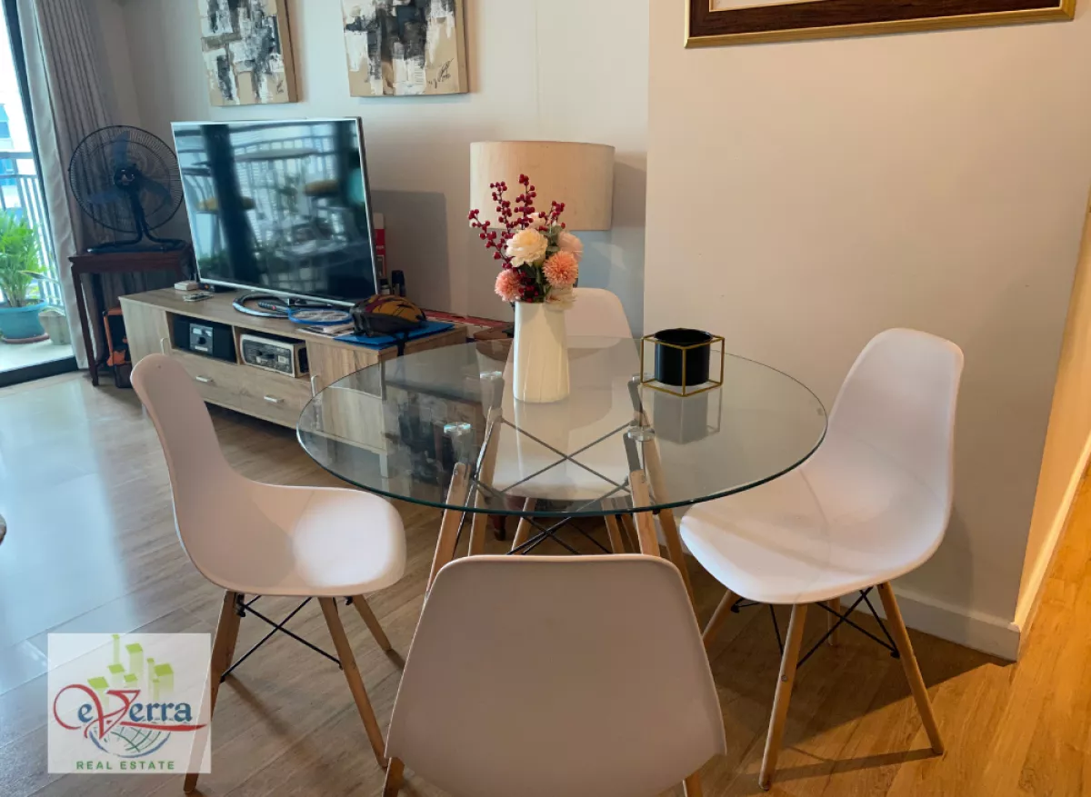 Furnished 2 Bedroom Condominium Unit with Balcony in Makati for Rent06