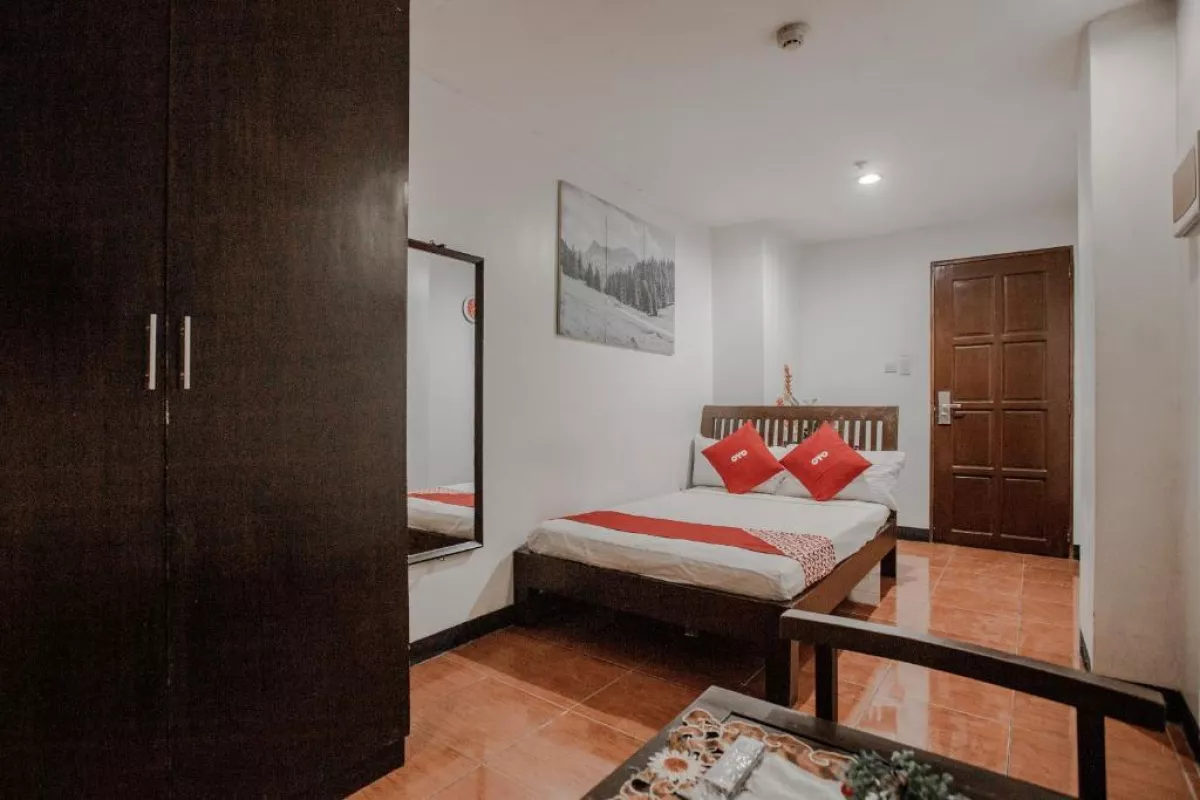 For Rent Fully Furnished Unit at OYO 714 Haeinsa Condotel in Quezon City04