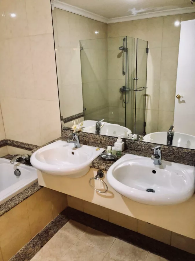 For Lease 2 Bedroom in Shang Grand Legazpi Village Makati08