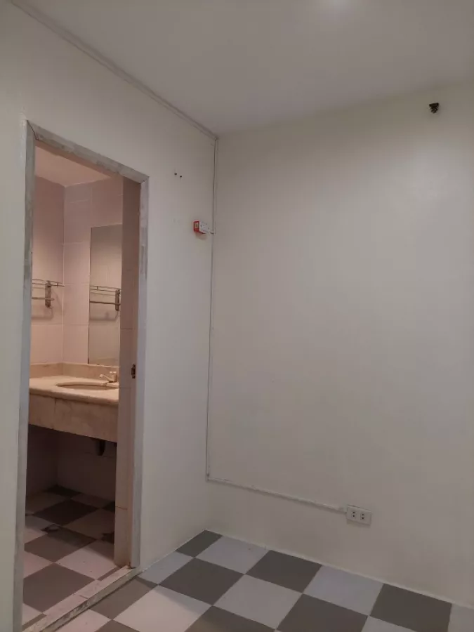 Pentnouse Manhattan Square Condo for Lease04