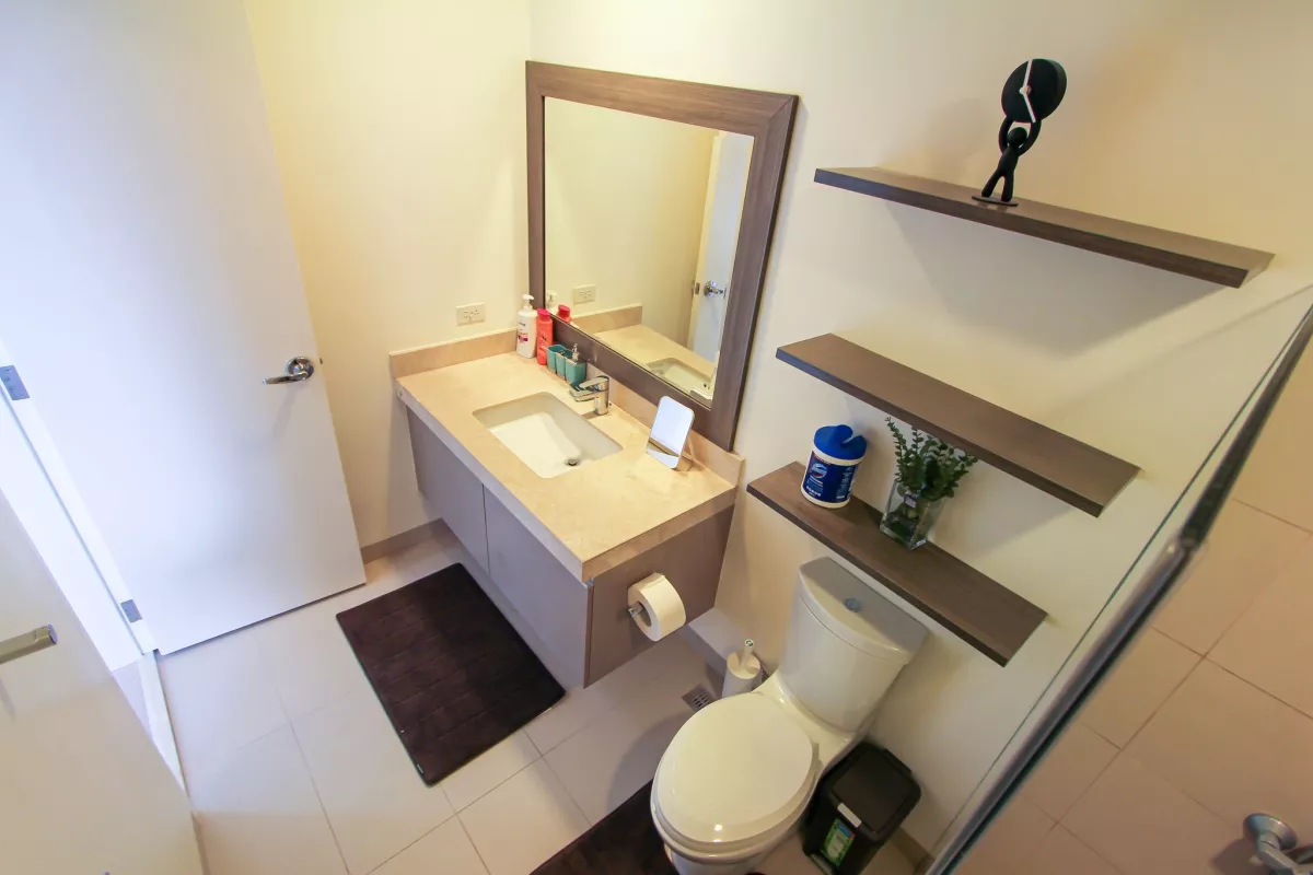 "Stunning Resort-Style Property For Rent in 32 Sanson, Lahug, Cebu City"05