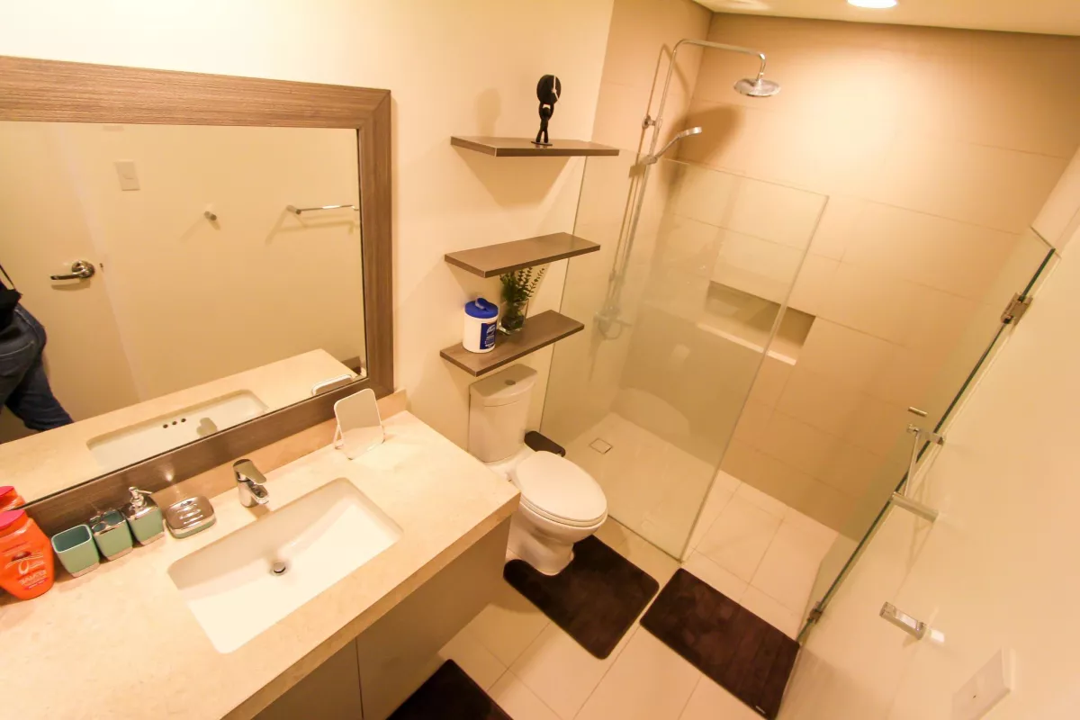 "Stunning Resort-Style Property For Rent in 32 Sanson, Lahug, Cebu City"06