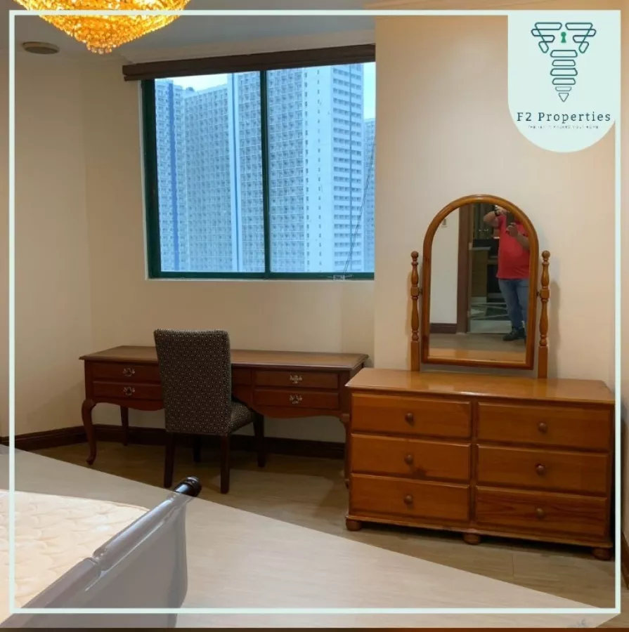 "(D) 3 Bedroom Penthouse Unit for Rent in Alpha Salcedo, Makati Coty"03
