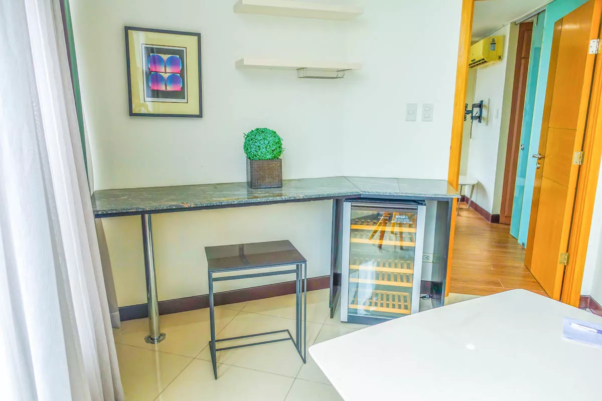 For Lease 2 Bedroom in One Central Makati CBR near RCBC Plaza07