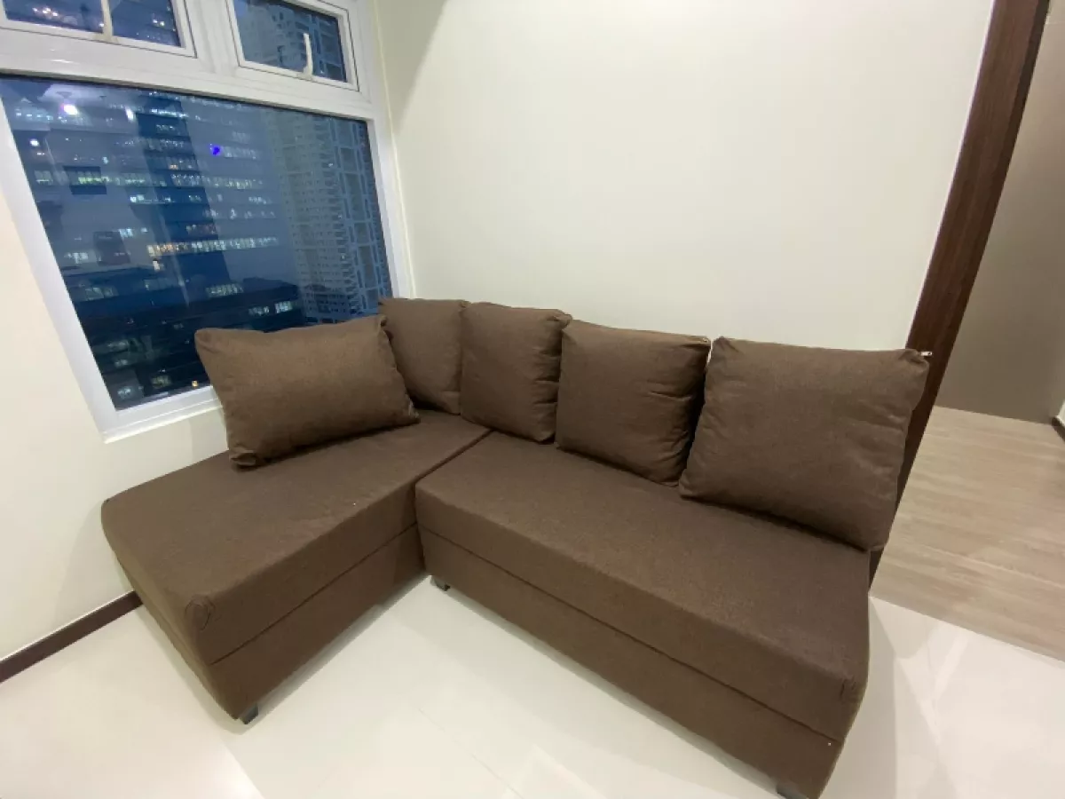 "For Rent 2 Bedroom Condo unit, BGC, Taguig City, The Trion Towers"02
