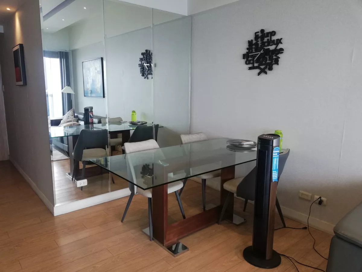 1 Bedroom Furnished One Shangri-la place for Lease - Mandaluyong City05