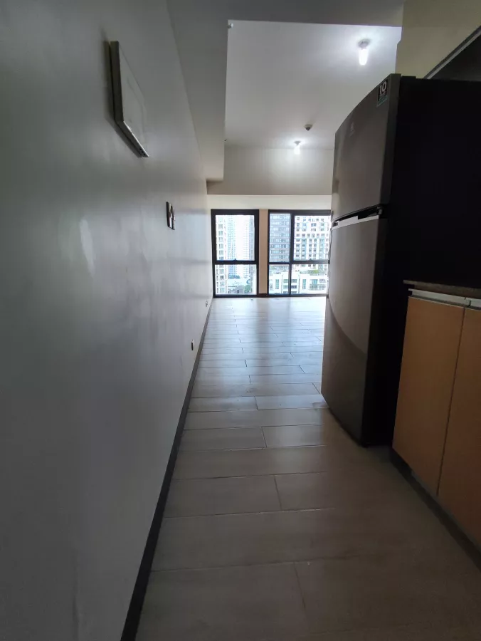 Studio condo at Salcedo Village Makati FOR RENT03