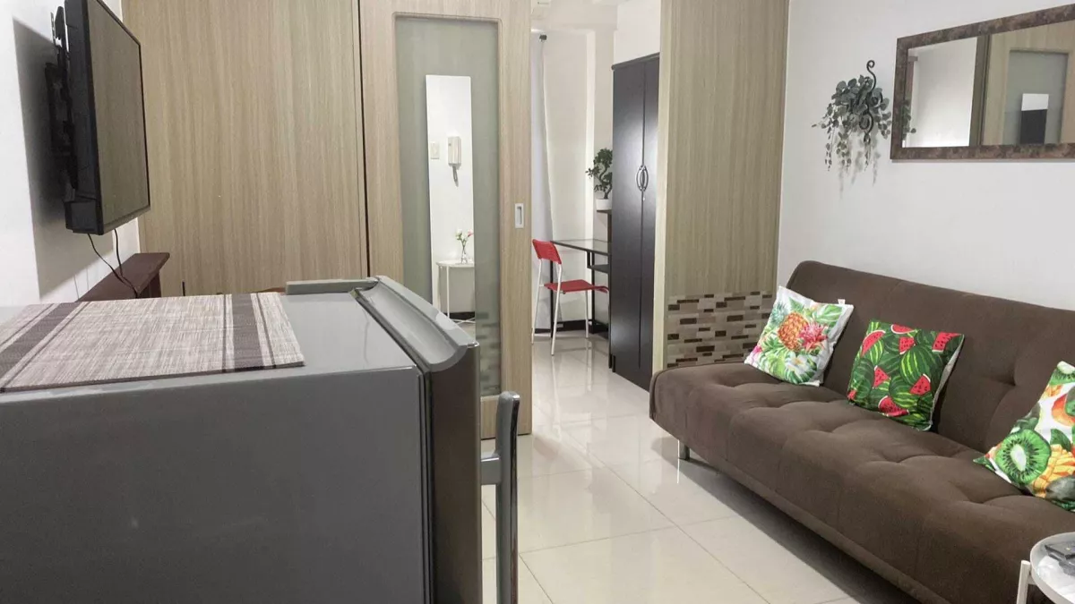 For Rent 1BR condo in Shore 1 Residences Moa Pasay City03