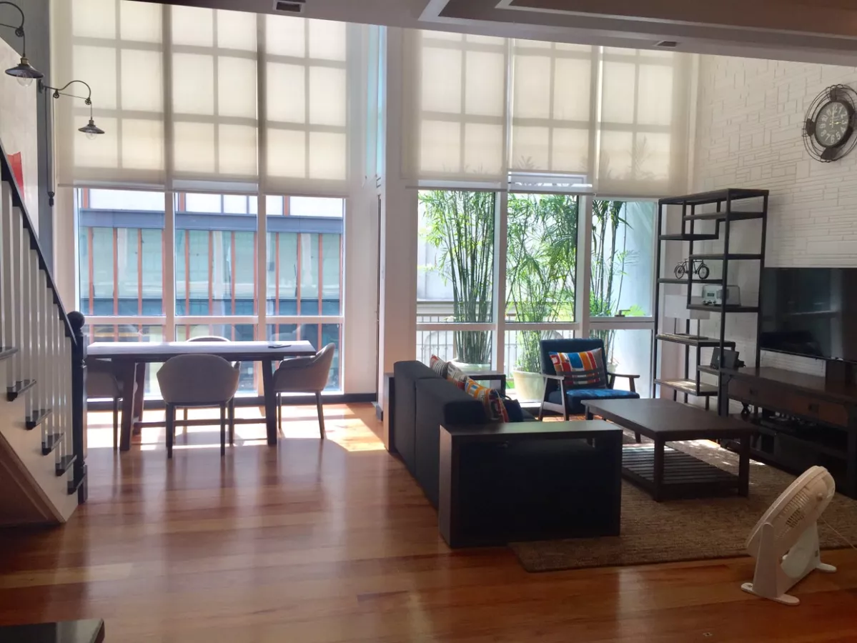 Stylish 2-Bedroom Condominium in Rockwell Joya Lofts Makati04