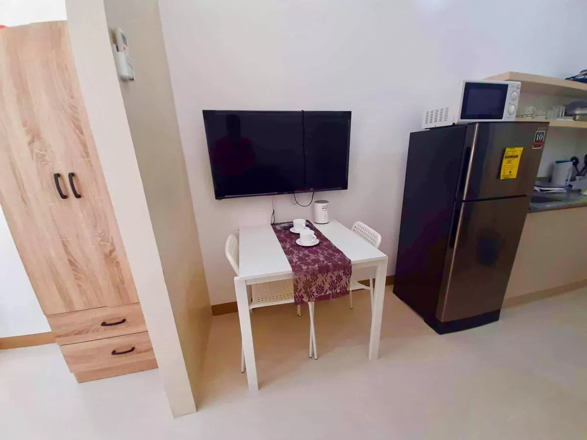 For Rent 2K Per Day Las Piñas near Alabang at the Back of SM South Mall07