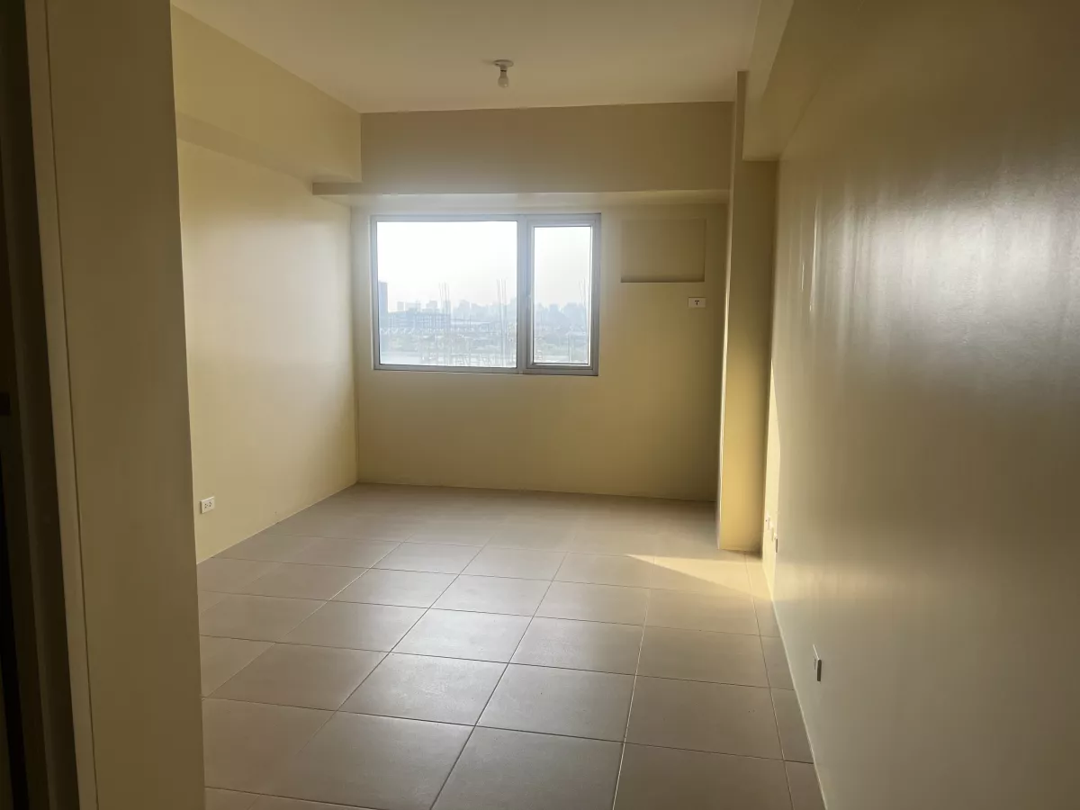 "Brand New Studio Unit for lease at One Union Place, Arca South, Taguig City"05