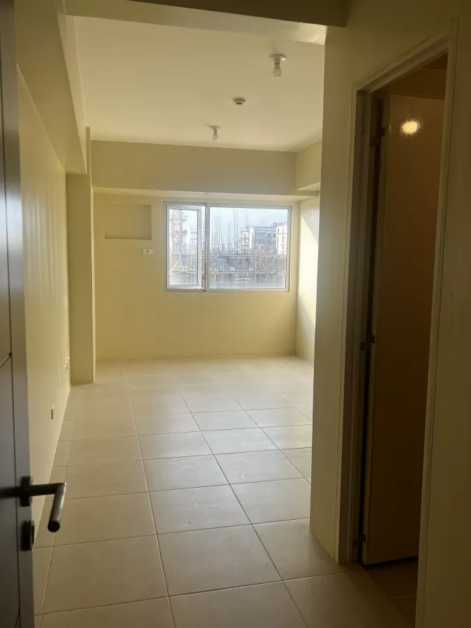 "Brand New Studio Unit for lease at One Union Place, Arca South, Taguig City"06