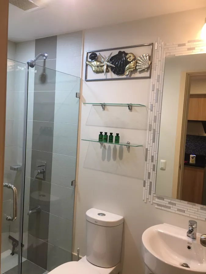 "Fully furnished Condo, Studio with hotel feel for rent at Cebu"06