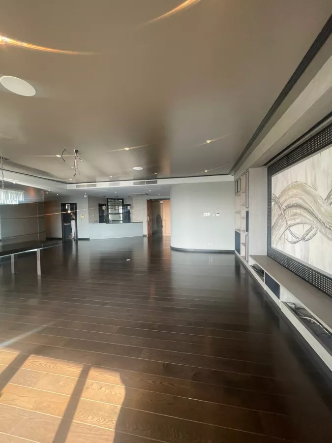 For Lease | 2 BR Regent Parkway Unit02