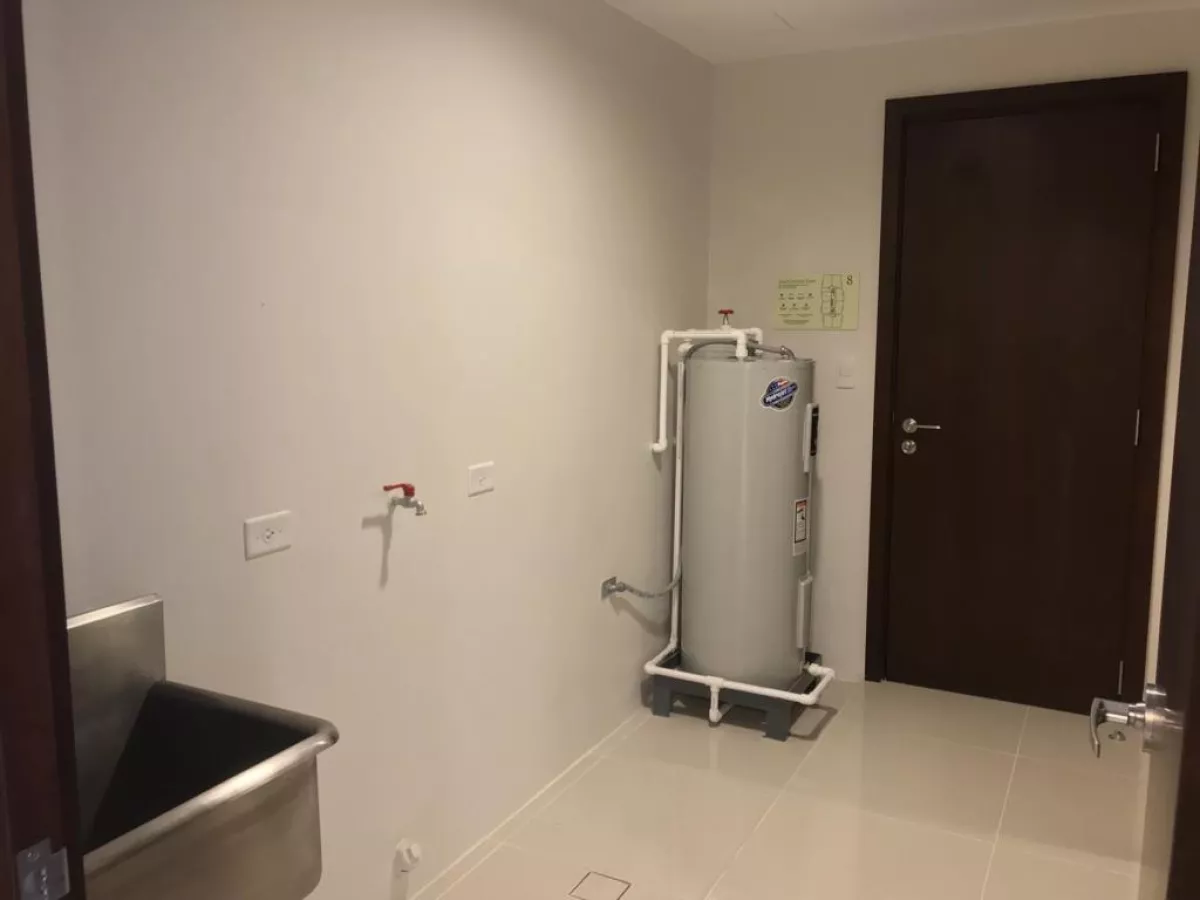 "3 Bedrooms in Arbor Lanes, Arca South Taguig City (Semi Furnished)"04