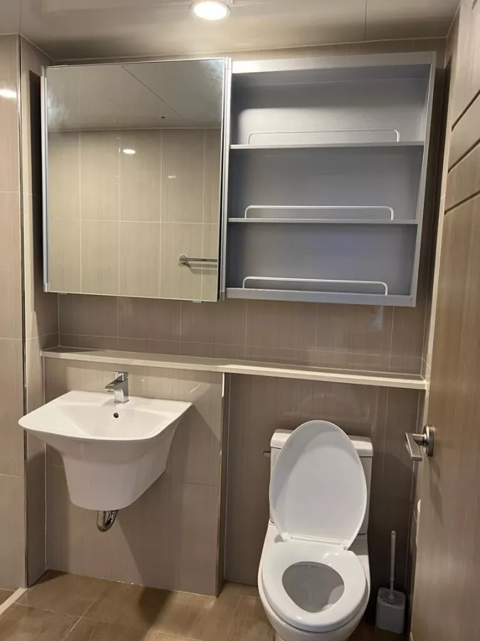 Studio Unit for Rent in D' Heights near Hilton Hotel in Angeles City05