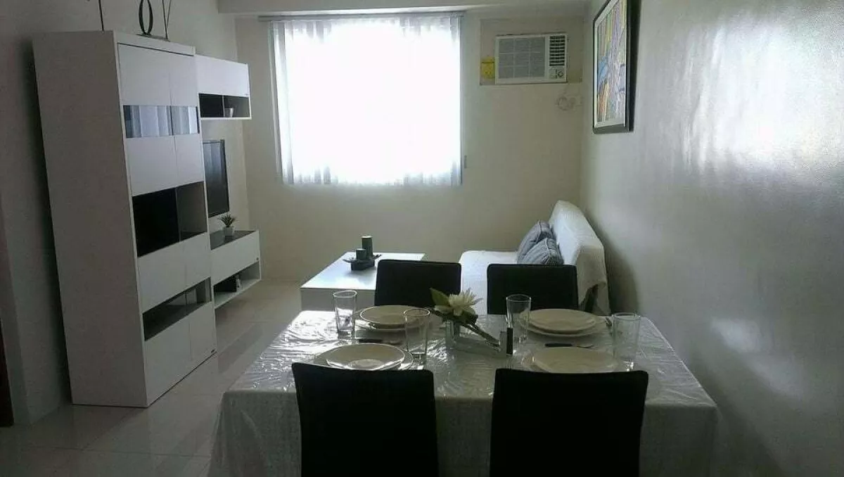 "2 Bedroom Unit for Lease in The Beacon, Legazpi Village, Makati"05