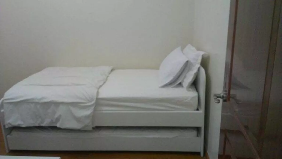 "2 Bedroom Unit for Lease in The Beacon, Legazpi Village, Makati"06